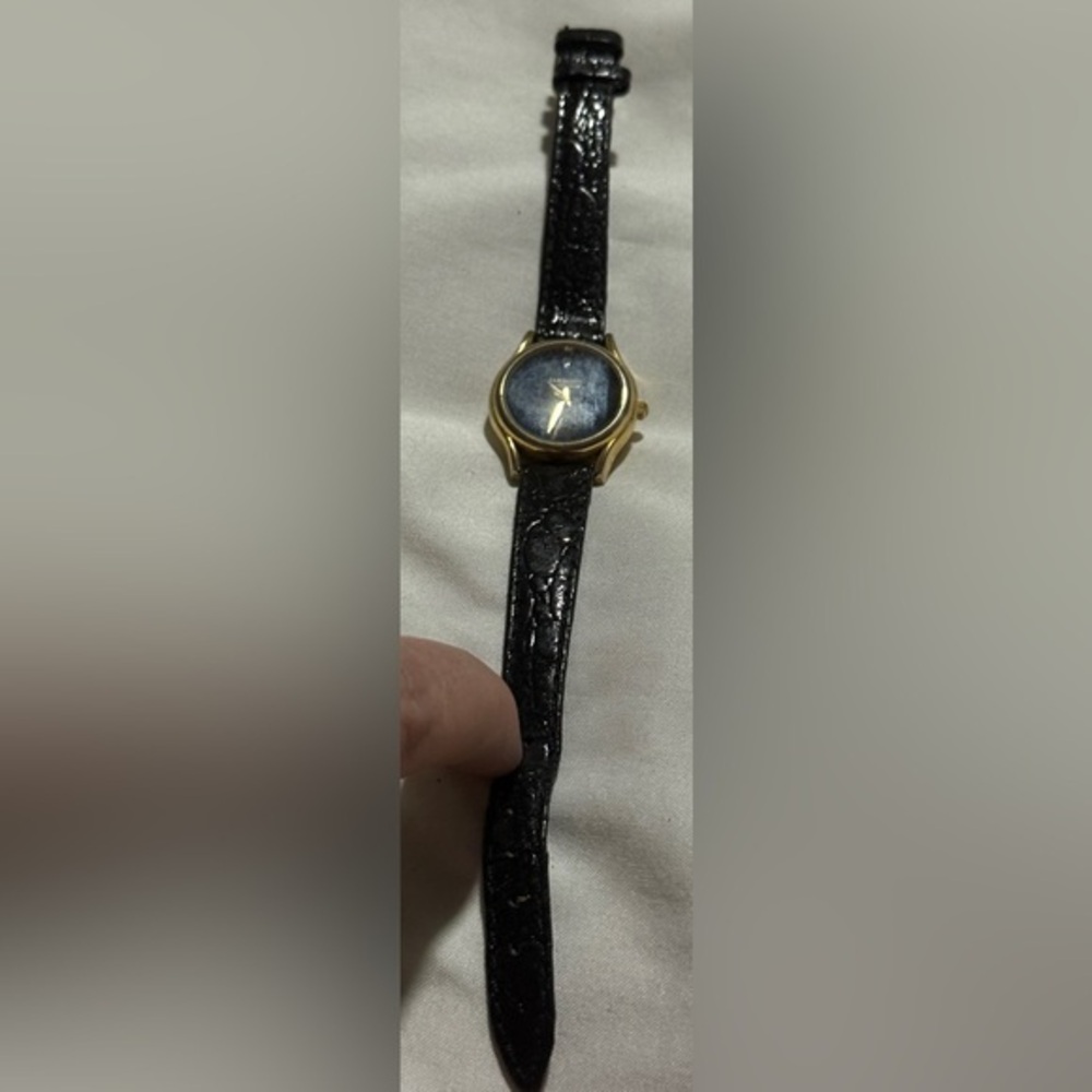 Embassy by Gruen Watch with Diamond Chip preloved